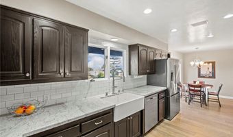 1618 Alapat Dr, Escondido, CA 92027