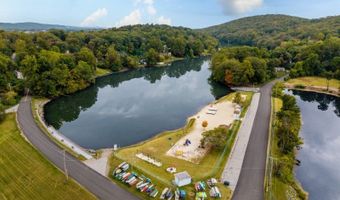 66 W Shore Dr, Alloway, NJ 07462