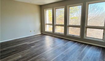 17 Dogwood Dr, Bella Vista, AR 72715