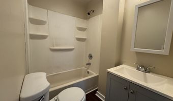 184 Pacific St, Bridgeport, CT 06604