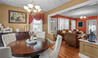56 Errol St, Warwick, RI 02888