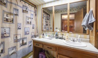 19077 Lawrence 2170, Aurora, MO 65605