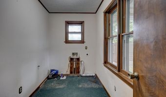 1643 Washington Ave, Baxter Springs, KS 66713