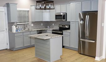 901 Lee St, Benton, LA 71006