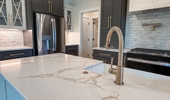 831 Spyglass Hill Dr, Bedford, IN 47421