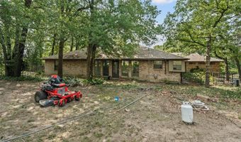 104 Murls Lake Rd, Weatherford, TX 76085
