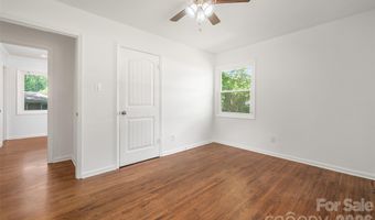 4300 Dowling Dr, Charlotte, NC 28205