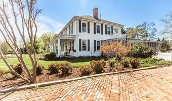 151 Burke St, Appomattox, VA 24522