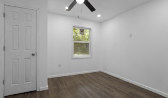 7083 Jefferson St, Bay St. Louis, MS 39520