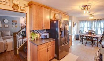 1011 Danforth St, Alton, IL 62002