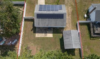 422 Maple Dr, Belford, NJ 07718