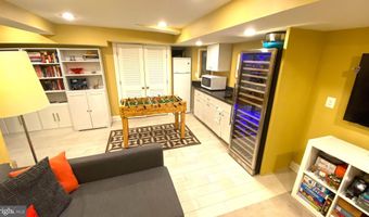 4402 RESERVOIR Rd NW, Washington, DC 20007