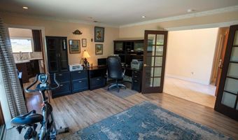 5221 Olive Hill Rd, Fallbrook, CA 92028