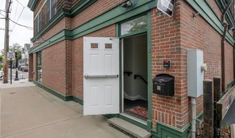 283 Broadway Ave, Newport, RI 02840