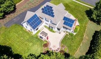 176 Fox Hollow Ln, Bristol, CT 06010