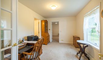 2925 Turner Rd, Auburn, ME 04210