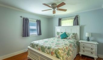 106 17th St, Apalachicola, FL 32320