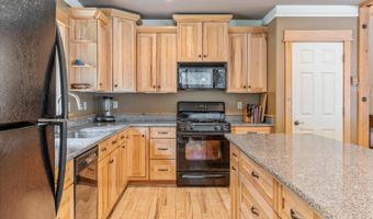 3539 Meadow Ln, Arnold, CA 95223