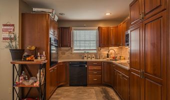 26 Columbia St, Amsterdam, NY 12010