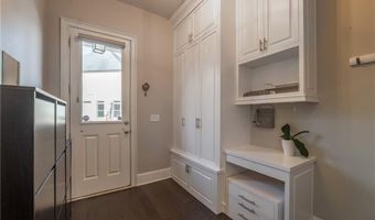 1610 Reserve Ct, Alpharetta, GA 30009