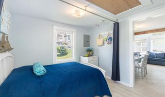 11 Woodruff St, Narragansett, RI 02882