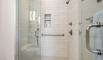 307 Windy Crest Dr, Ann Arbor, MI 48105