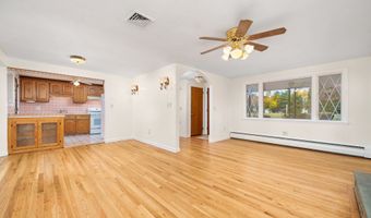 110 Coles Rd, Cromwell, CT 06416