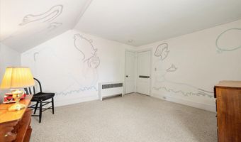89 Parkview Ave, Bangor, ME 04401