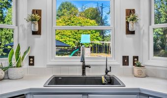 4829 Laubert Rd, Atwater, OH 44201