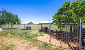 9404 Crow Ln, Adkins, TX 78101