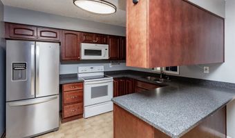 202 11th Ave NW, Altoona, IA 50009