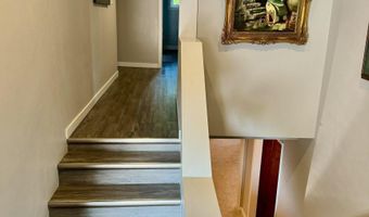 209 S Ackley St, Algona, IA 50511