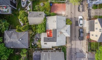 74 Third St, Newport, RI 02840
