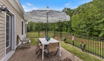 25 Adams Ln, Arundel, ME 04046