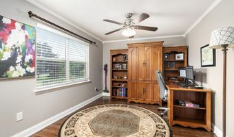 27 Galloping Brook Rd, Allentown, NJ 08501
