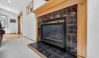 5574 Bantry Ln, Fitchburg, WI 53711