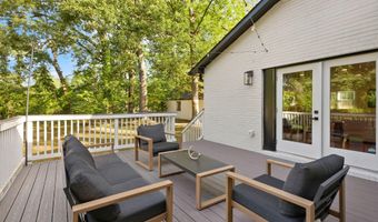 7324 AUBURN St, Annandale, VA 22003