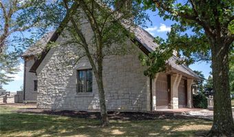 879 N 200 Rd, Baldwin City, KS 66006
