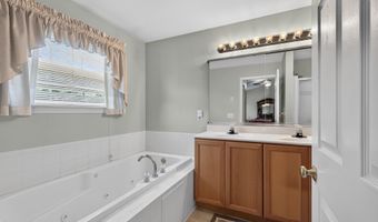 29 WALDEN Ln, Dover, DE 19904