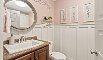 18736 Roselle Cv, Auburn, IN 46706