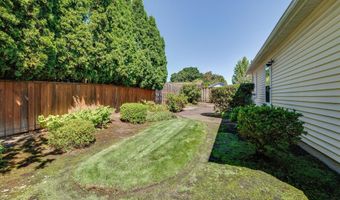 12997 SE LA CRESTA Dr, Milwaukie, OR 97222