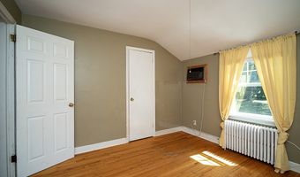 236 Mountain Rd, Cheshire, CT 06410