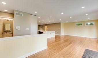 200 Cobb Rd, Aurora, IN 47001