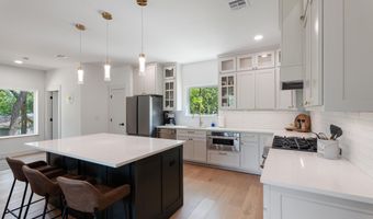 56090 E 271 Rd Unit B, Monkey Island, OK 74331