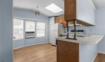 841 Forest Park Ave, Middletown, RI 02842