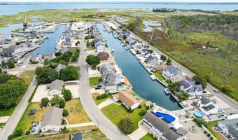 12 E Longport Ave, Bayville, NJ 08721