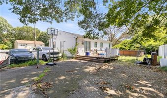 65 Perkins Ave, Cranston, RI 02910