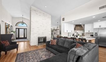 501 N LONGMORE St, Chandler, AZ 85224