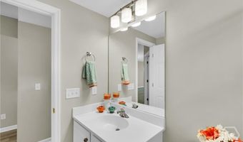 32 River Trace Ct 32, Savannah, GA 31410