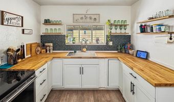 1003 N Edward St, Carlsbad, NM 88220